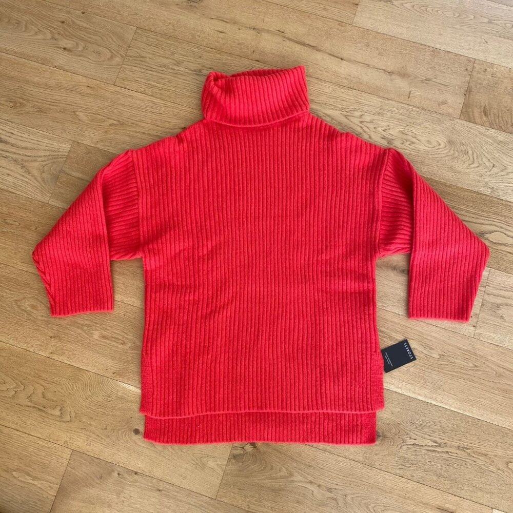 Storets - Oversized Turtle Neck Ribbed Sweater in Red